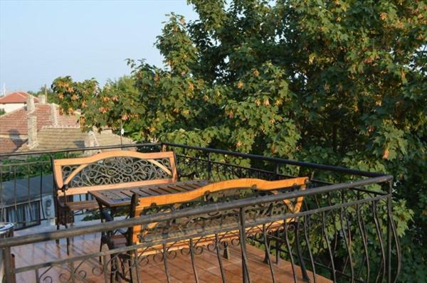 Къща За Гости "Черната Роза" Bŭlgarevo Εξωτερικό φωτογραφία