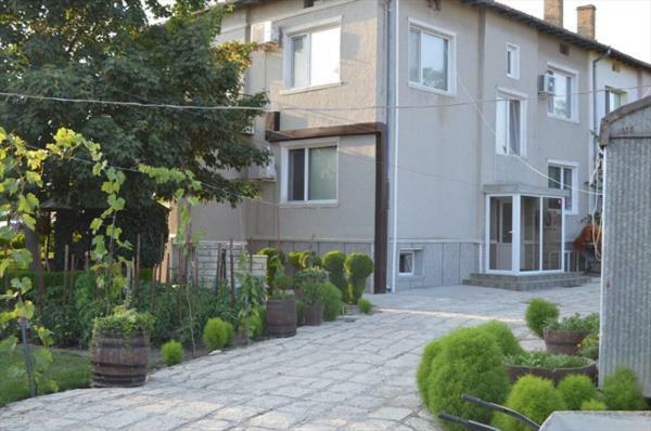 Къща За Гости "Черната Роза" Bŭlgarevo Εξωτερικό φωτογραφία